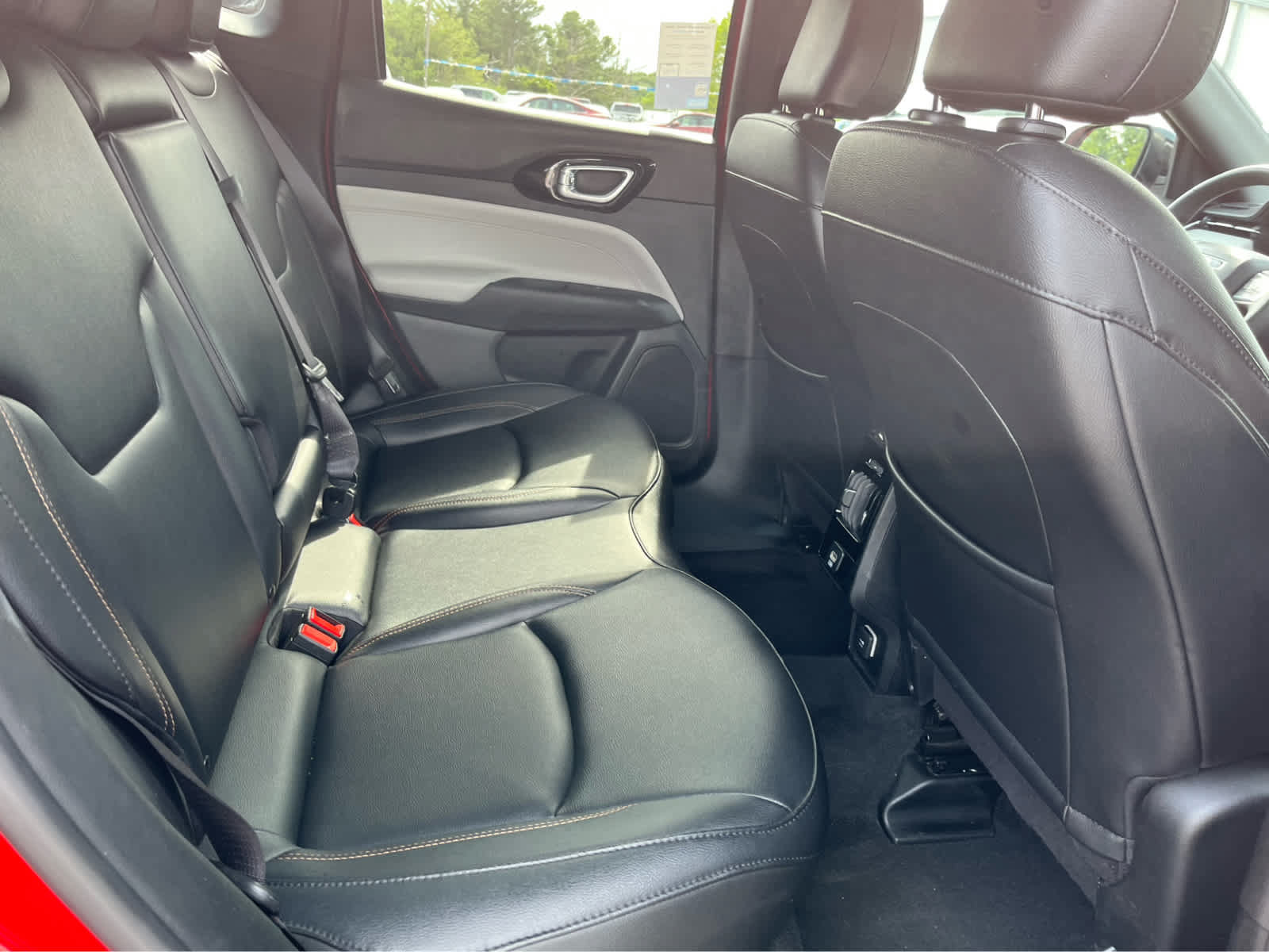 Used 2024 Jeep Compass Limited AWD/4WD image 28
