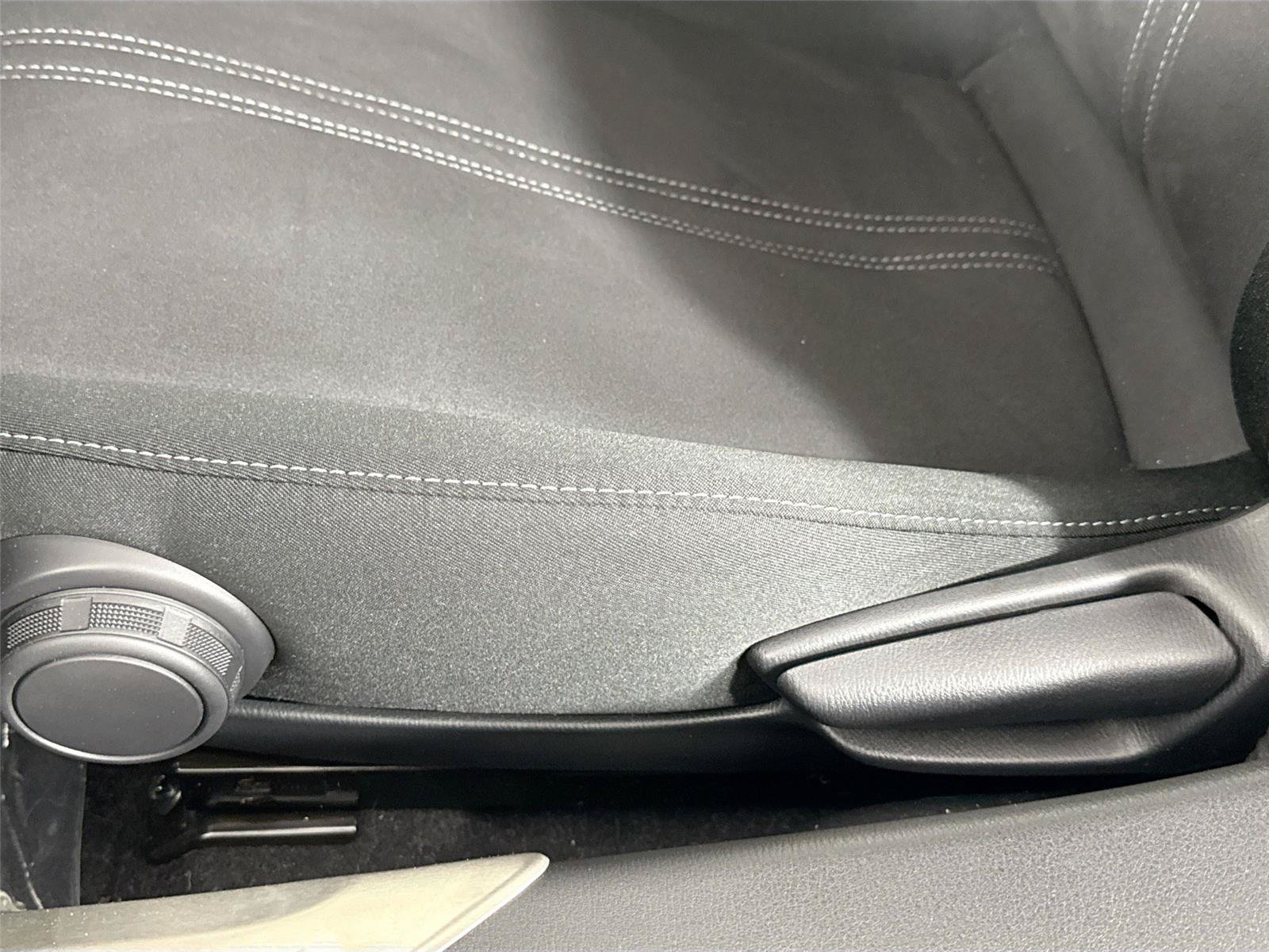 New 2026 MAZDA MX-5 Miata Club w/ Interior Package RWD image 30