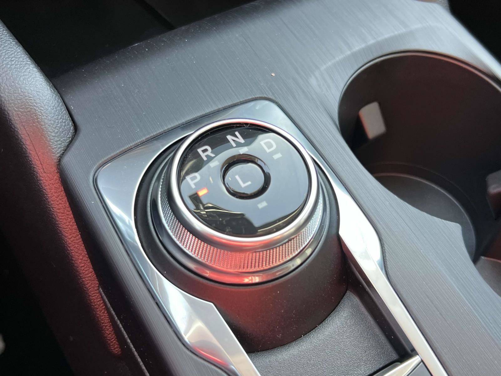 New 2025 Ford Escape SE FWD image 17