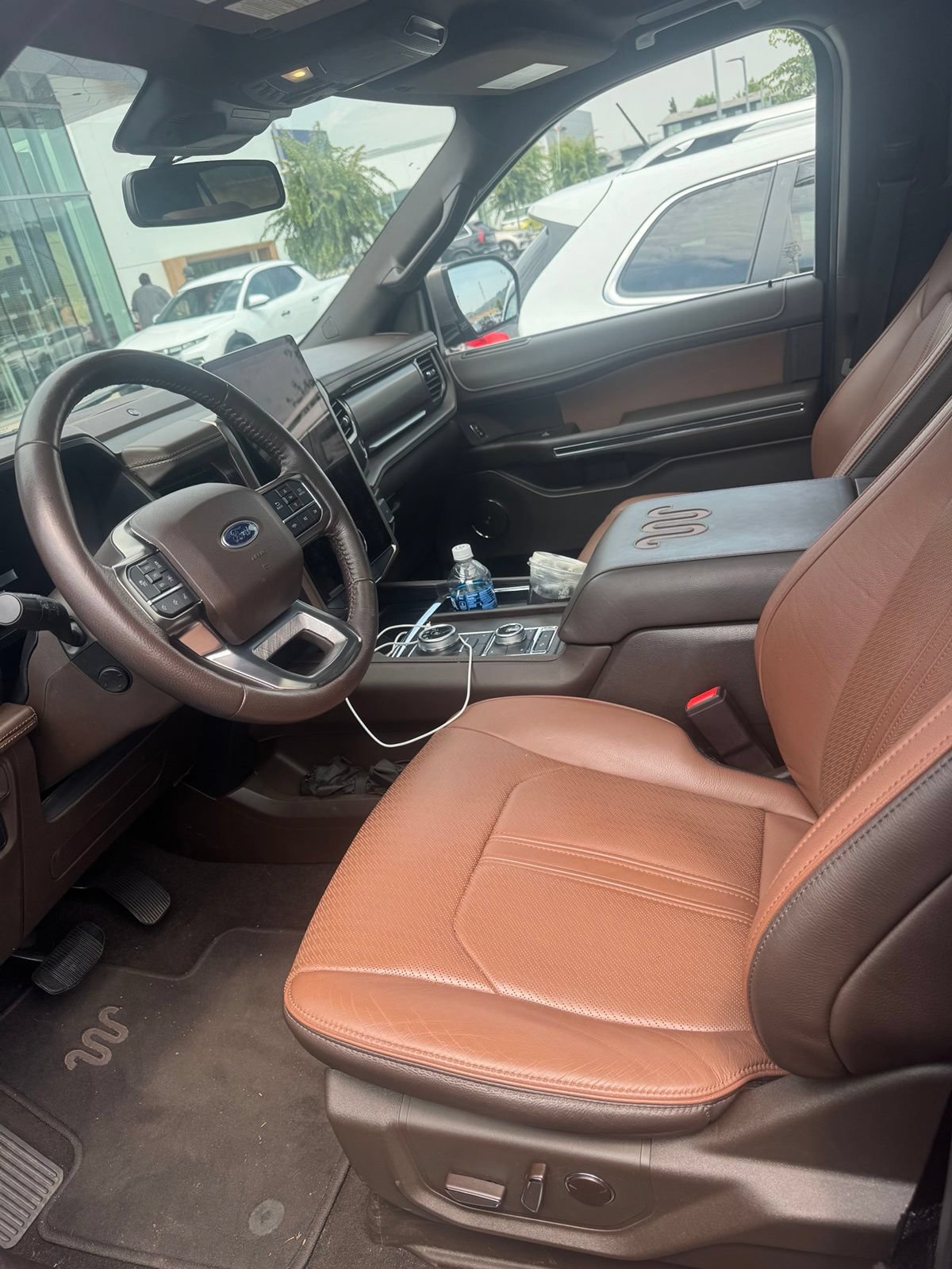 Used 2022 Ford Expedition Max King Ranch AWD/4WD image 2