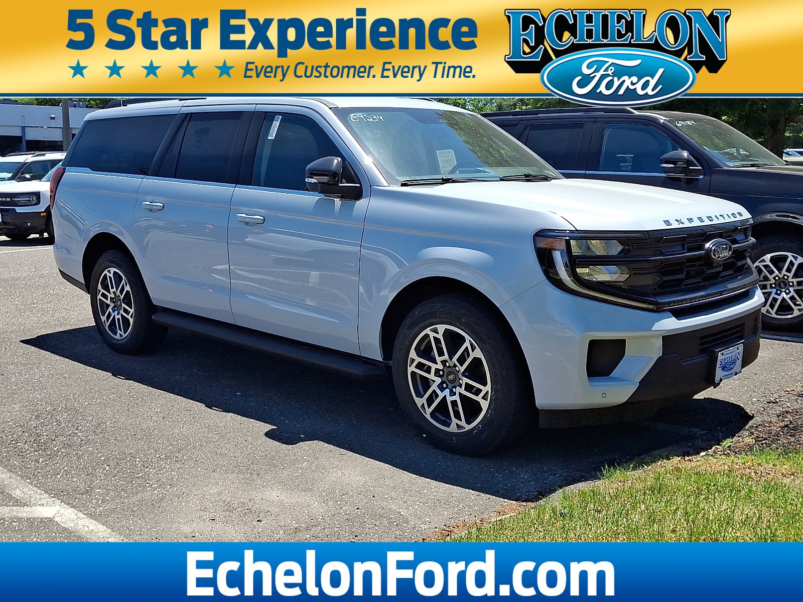 New 2026 Ford Expedition Max Active AWD/4WD image 1