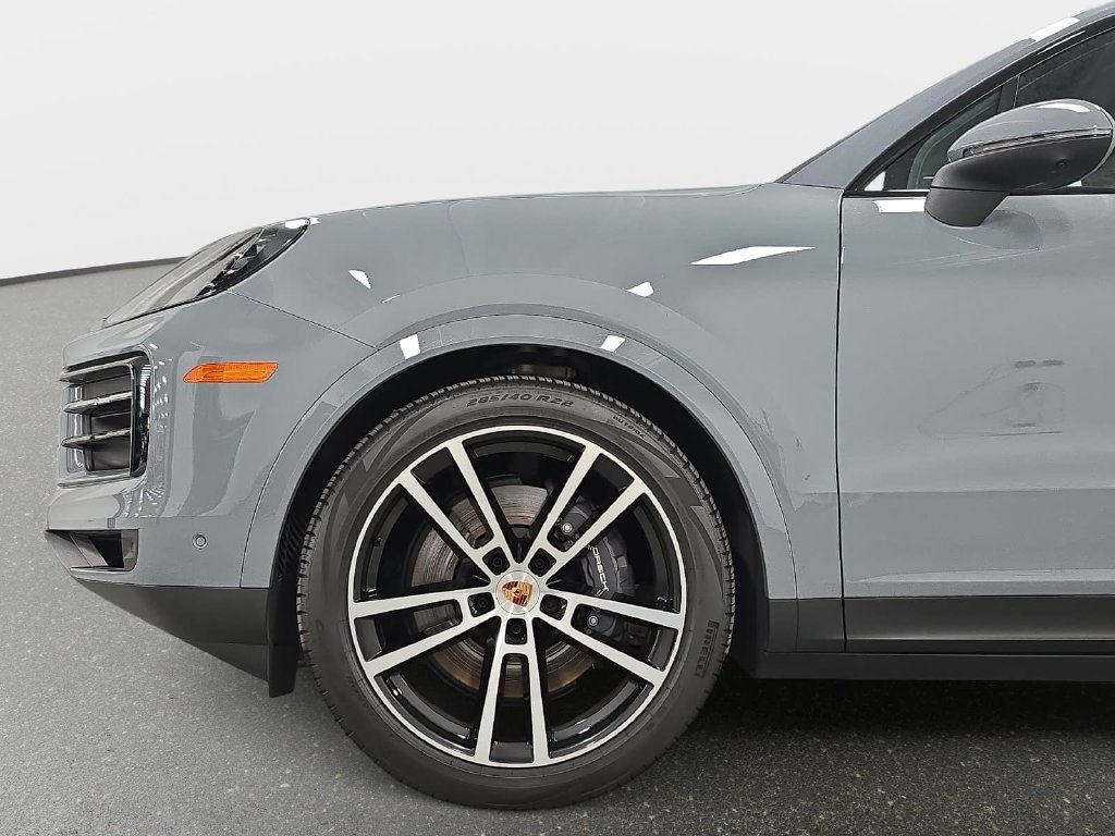 Certified 2026 Porsche Cayenne AWD/4WD image 10