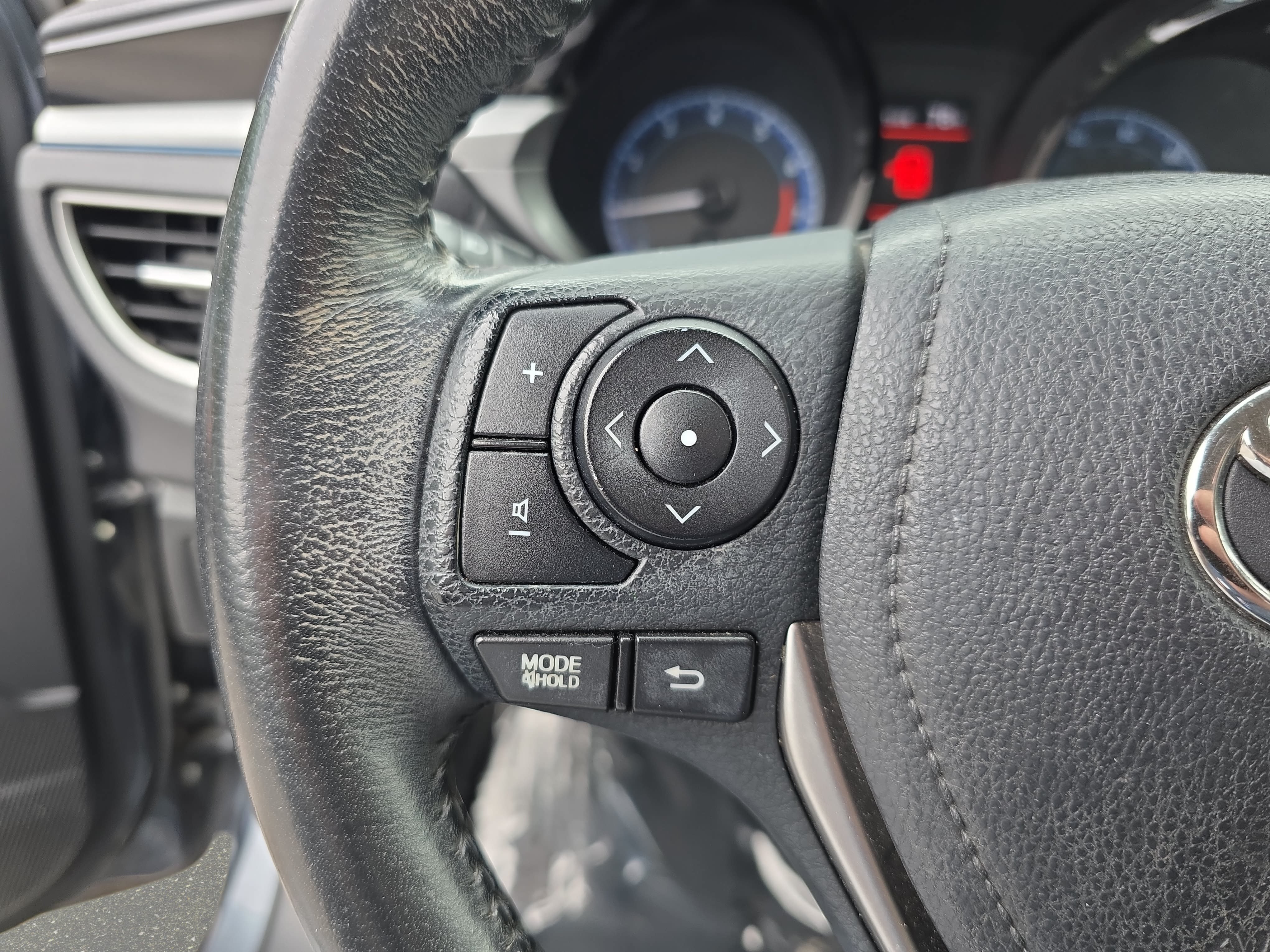 Used 2015 Toyota Corolla S FWD image 14