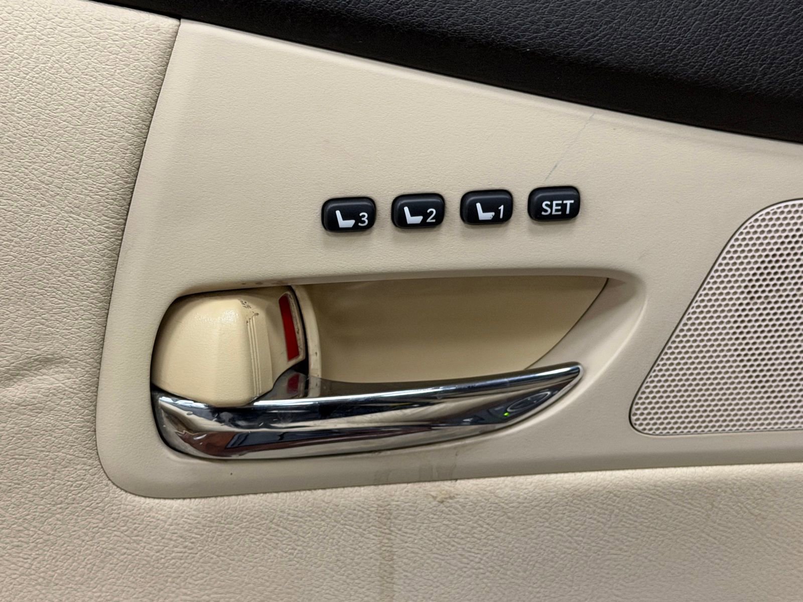 Used 2014 Lexus RX 350 FWD w/ Navigation Package image 19