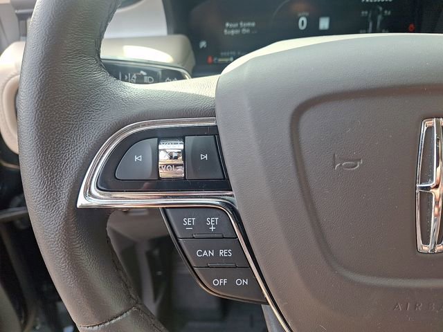 Certified 2023 Lincoln Nautilus AWD w/ Premium Package image 21