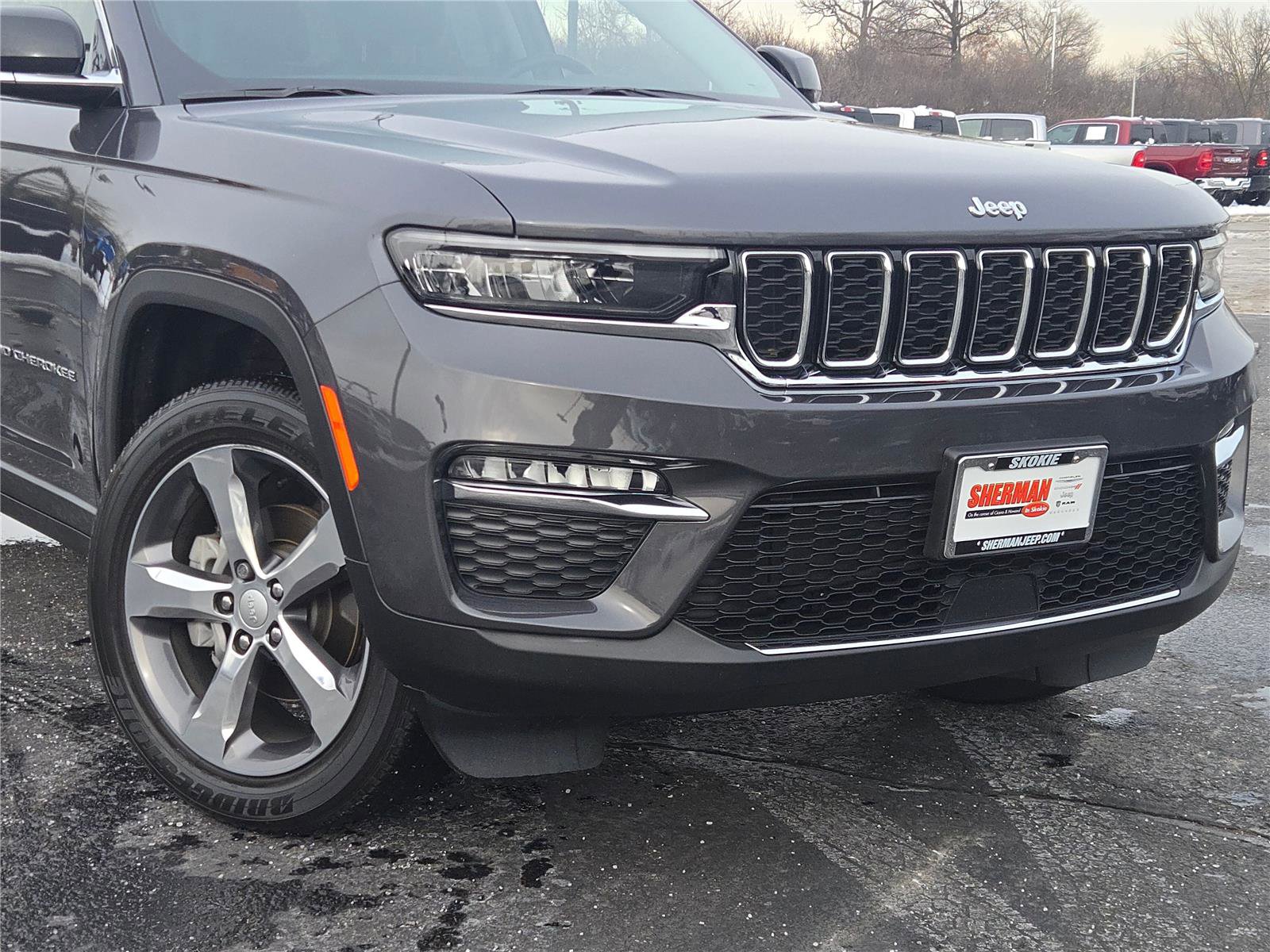 Certified 2022 Jeep Grand Cherokee Limited image 2