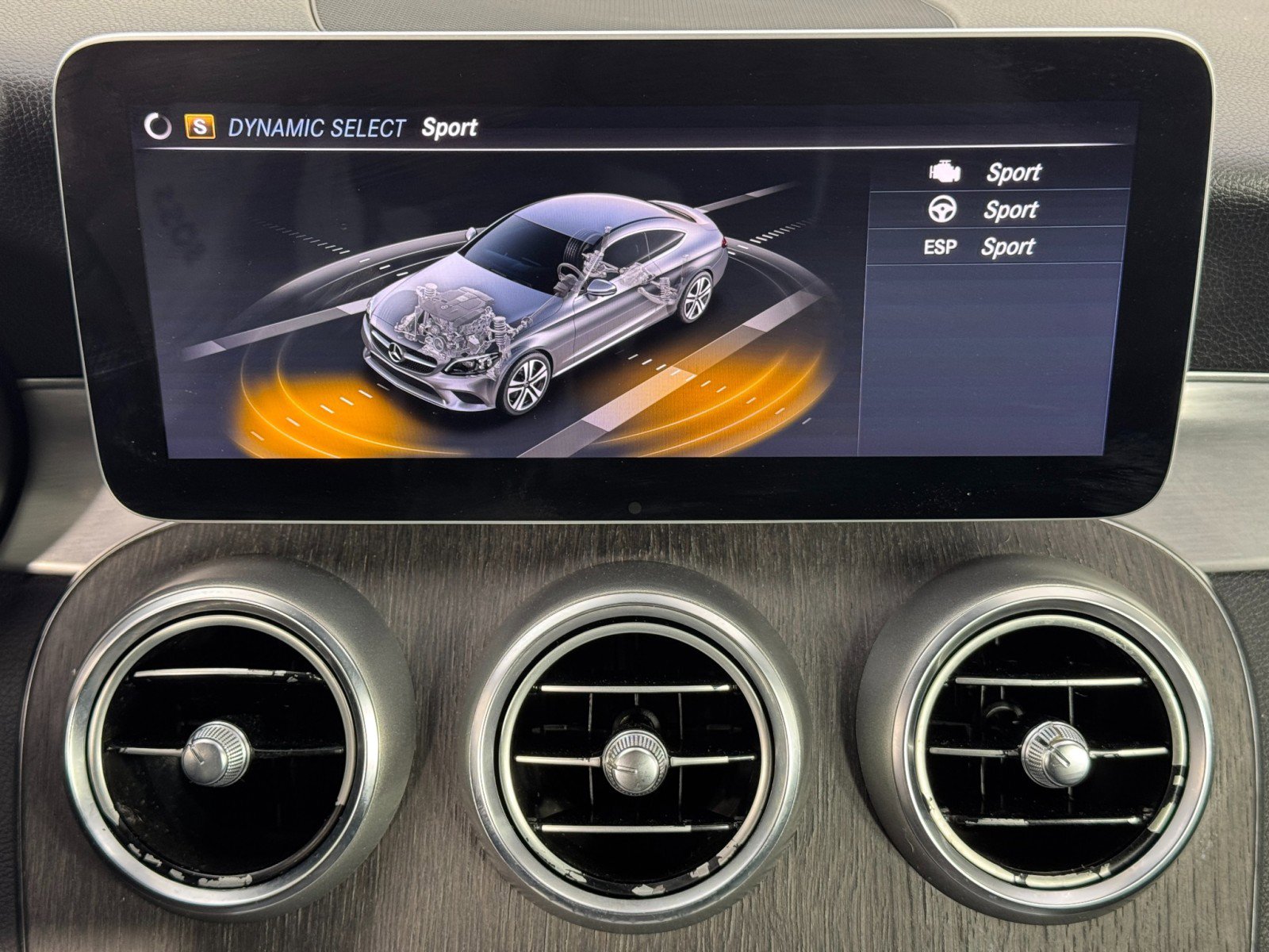 Used 2019 Mercedes-Benz C 300 4MATIC Coupe image 31