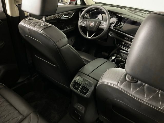 Used 2023 Buick Envision Avenir image 36