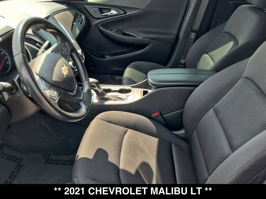 Used 2021 Chevrolet Malibu LT w/ Sport Edition FWD image 17