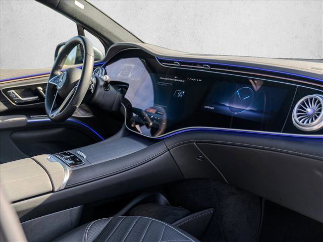 Used 2025 Mercedes-Benz EQS 580 4MATIC SUV image 29