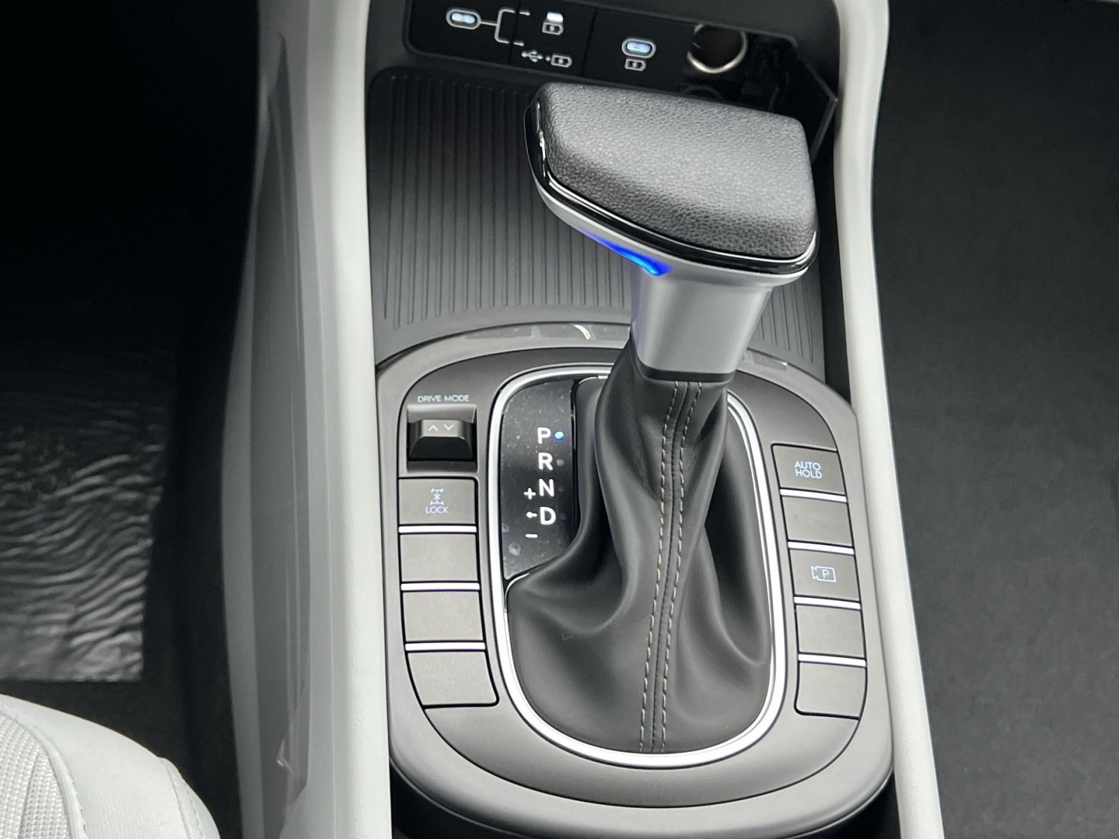 New 2026 Hyundai Kona SE image 21