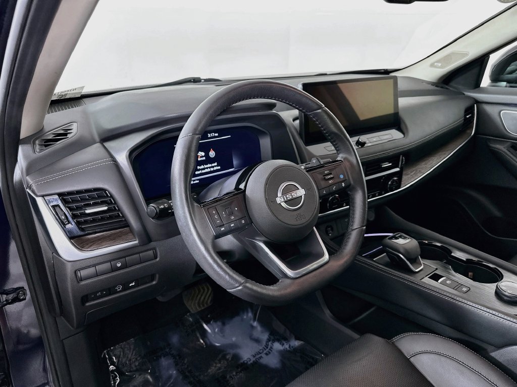 Certified 2024 Nissan Rogue Platinum AWD/4WD image 15