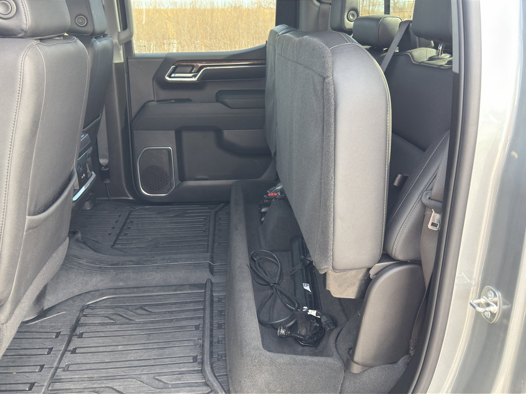 Used 2024 GMC Sierra 1500 Elevation w/ Elevation Premium Package image 39