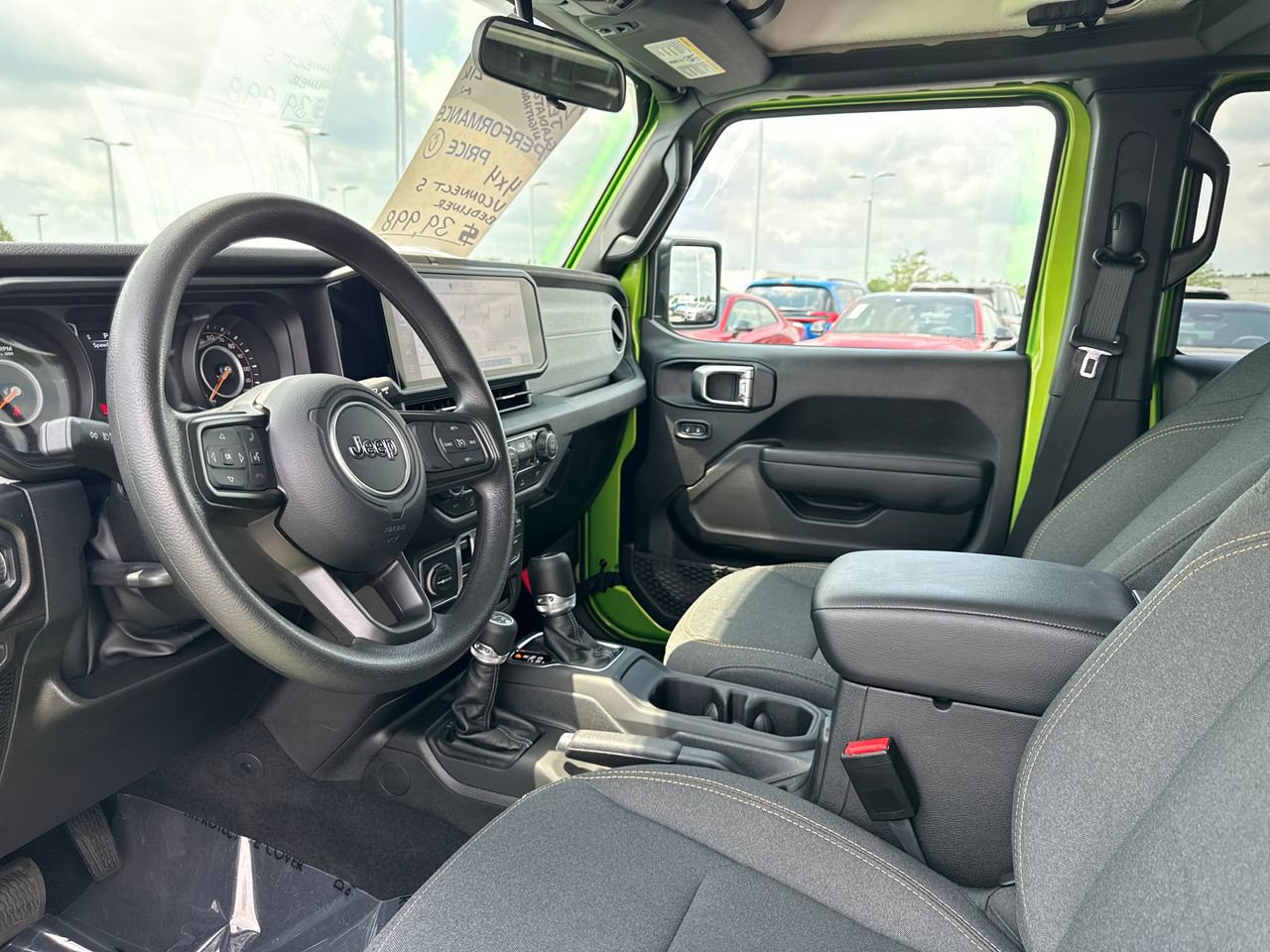 Used 2025 Jeep Gladiator Sport AWD/4WD image 12