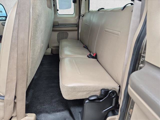Used 2004 Ford F350 XLT AWD/4WD image 17