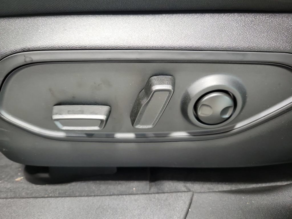 New 2026 Jeep Cherokee Limited AWD/4WD image 11