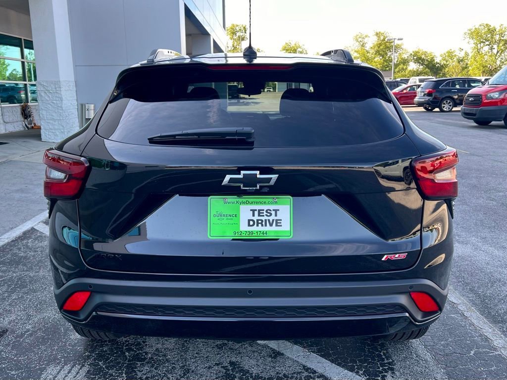 New 2026 Chevrolet Trax RS w/ Driver Confidence Package FWD image 6