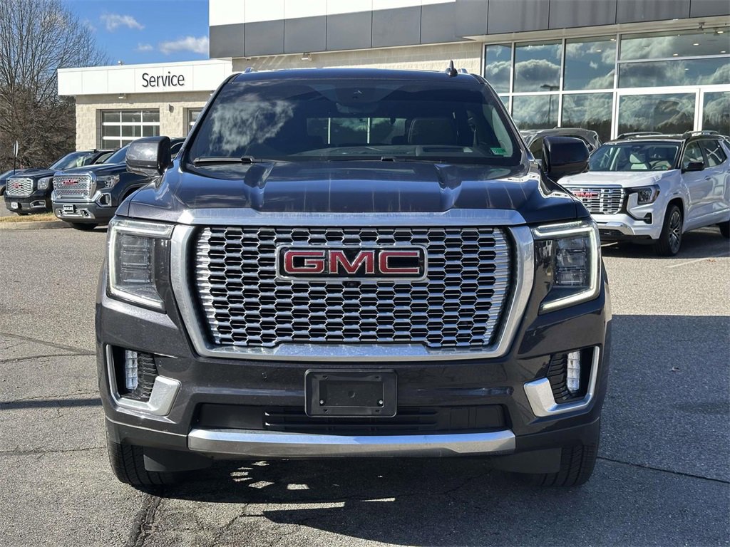 Used 2024 GMC Yukon Denali w/ Denali Reserve Package image 24