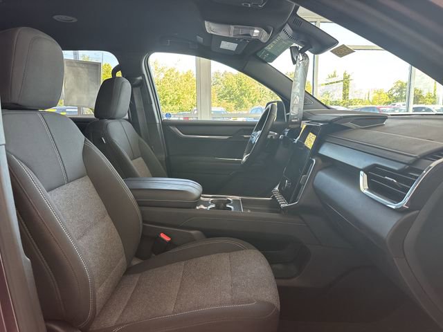 Certified 2025 GMC Acadia Elevation image 22