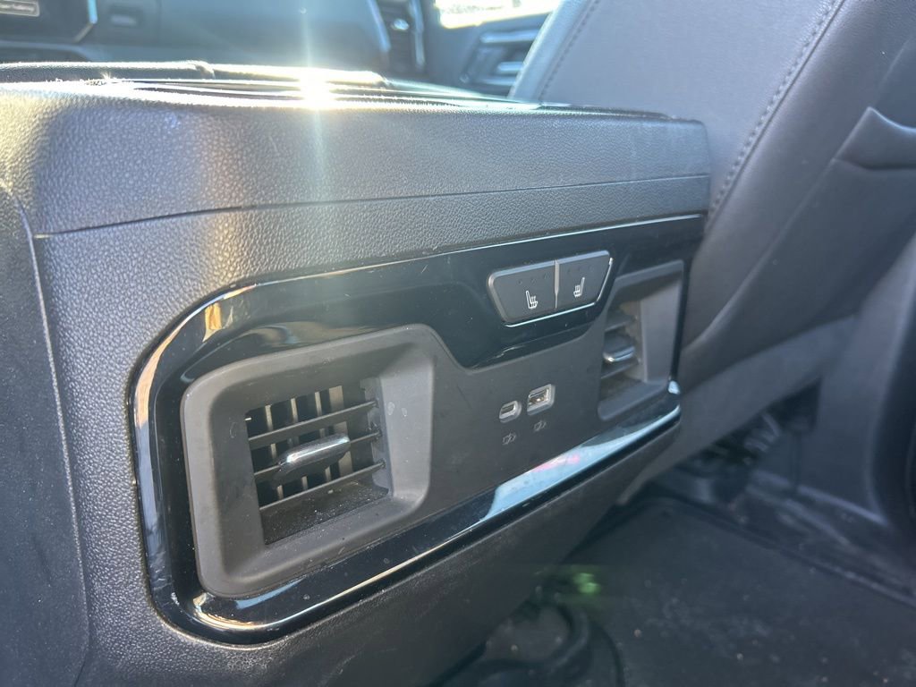 Used 2024 GMC Sierra 2500 AT4 image 12
