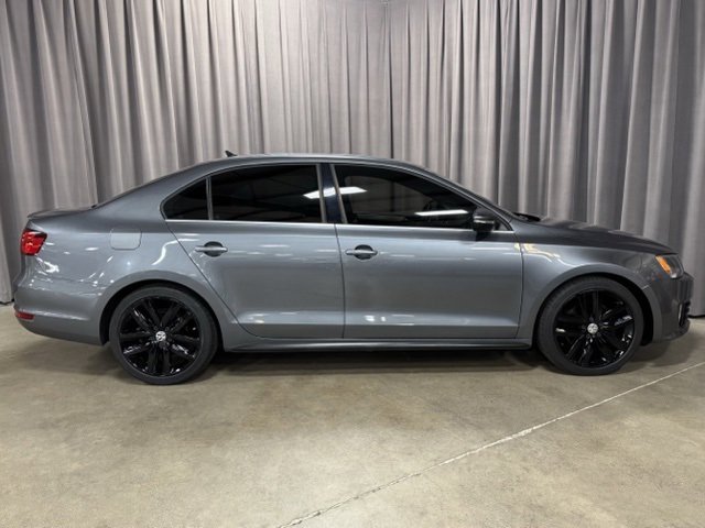 Used 2012 Volkswagen Jetta GLI image 4