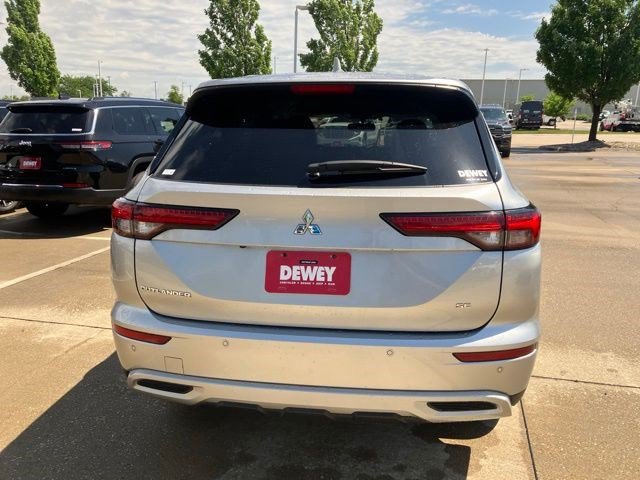 Used 2023 Mitsubishi Outlander SE AWD/4WD image 7