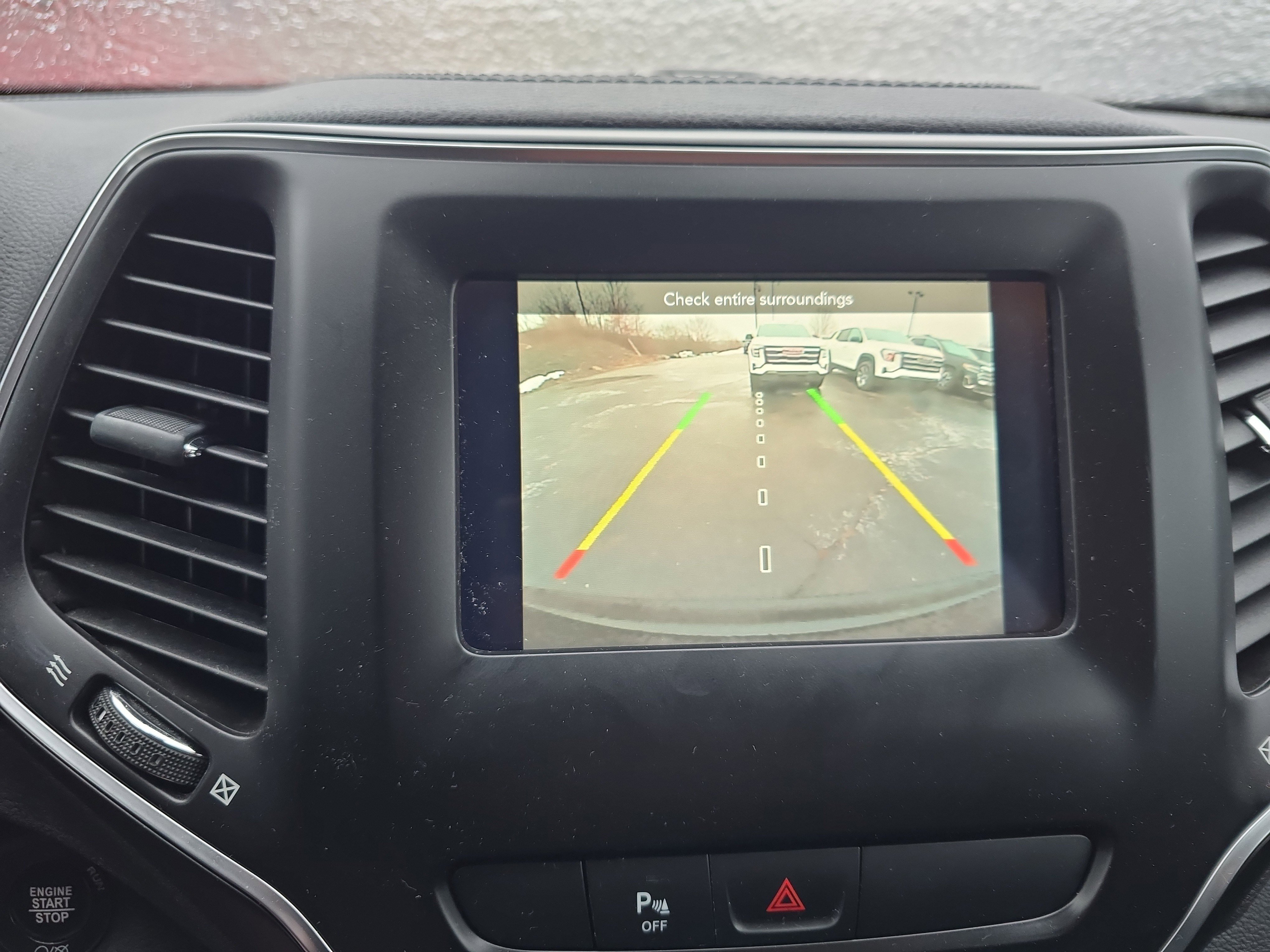 Used 2020 Jeep Cherokee Latitude Plus w/ Cold Weather Group image 30