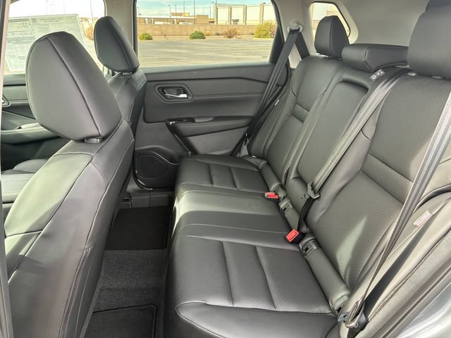 New 2026 Nissan Rogue Platinum w/ Platinum Premium Package AWD/4WD image 13