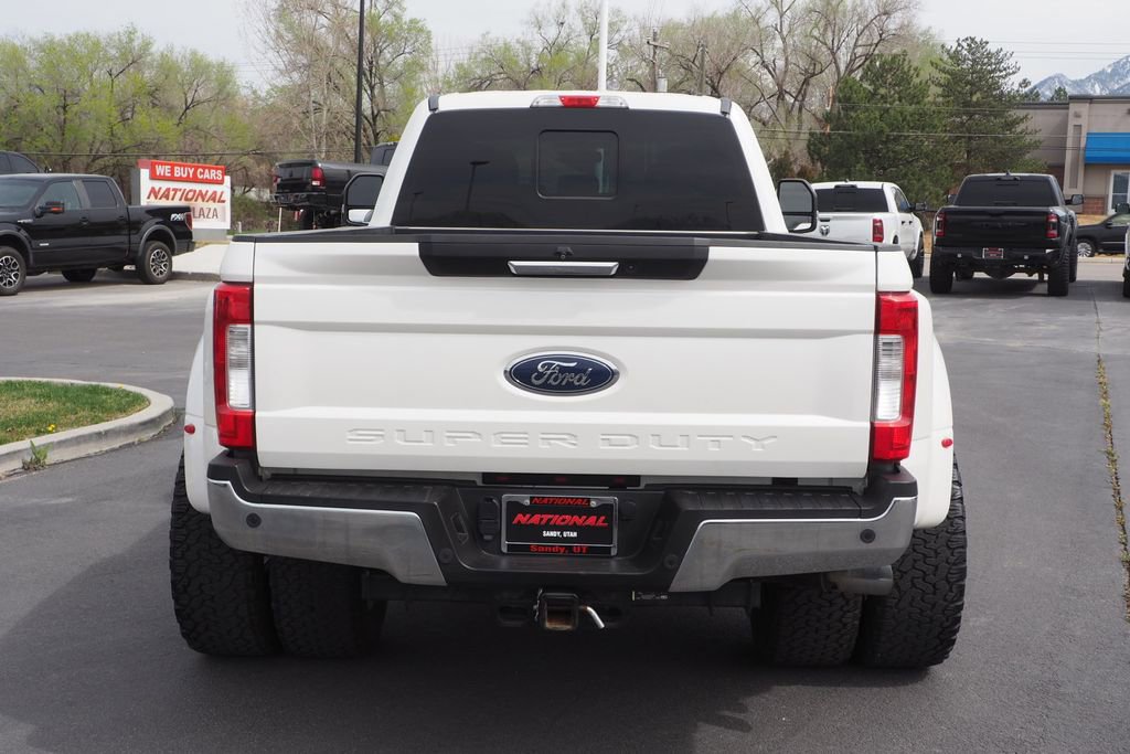 Used 2017 Ford F350 Lariat w/ Chrome Package AWD/4WD image 5