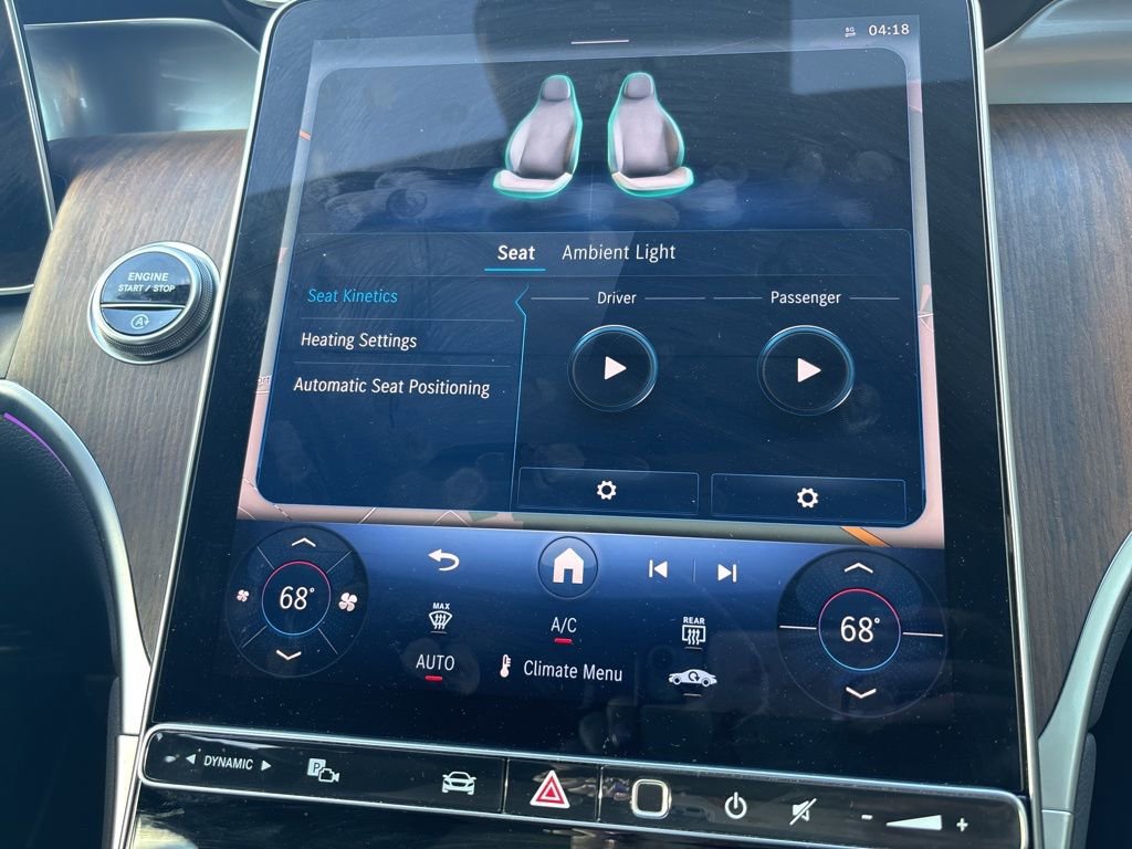 Used 2025 Mercedes-Benz GLC 300 image 30