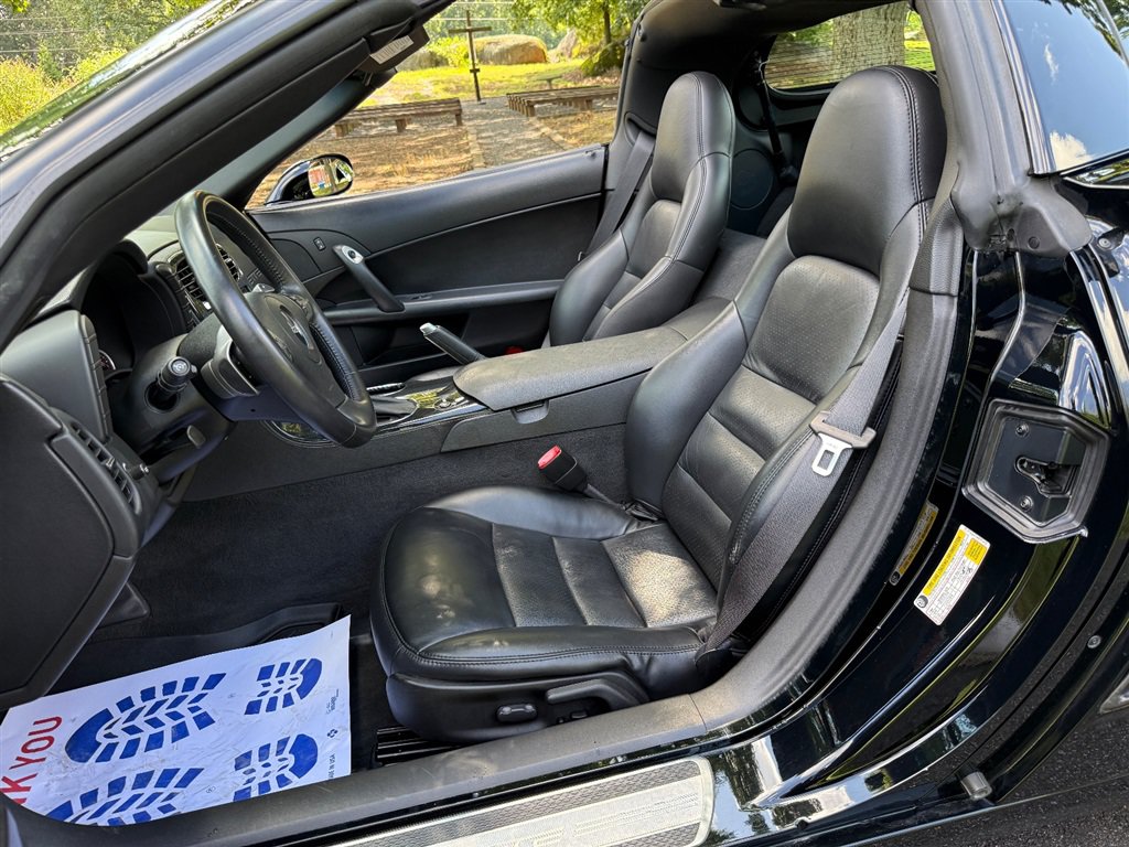 Used 2010 Chevrolet Corvette Grand Sport w/ Roof Package RWD image 44
