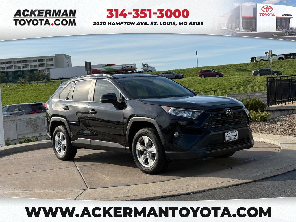 Used 2019 Toyota RAV4 XLE w/ Convenience Package image 1