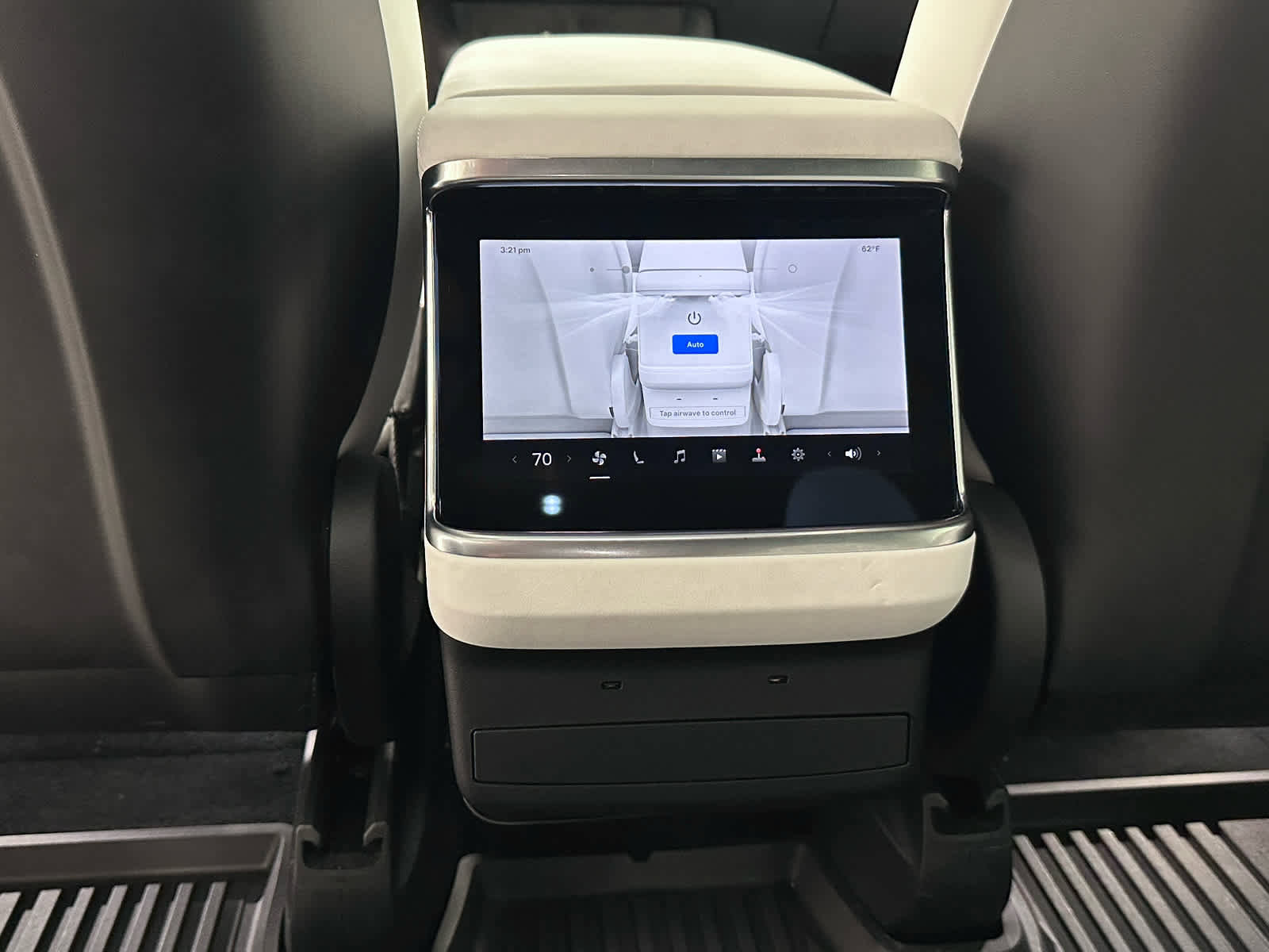 Used 2022 Tesla Model X Plaid AWD/4WD image 39