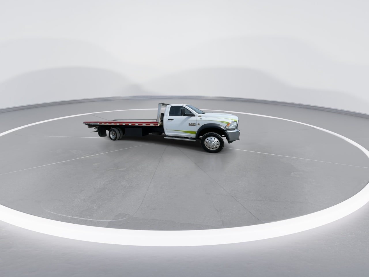 Used 2015 RAM 5500 Tradesman w/ Power & Remote Entry Group AWD/4WD image 6
