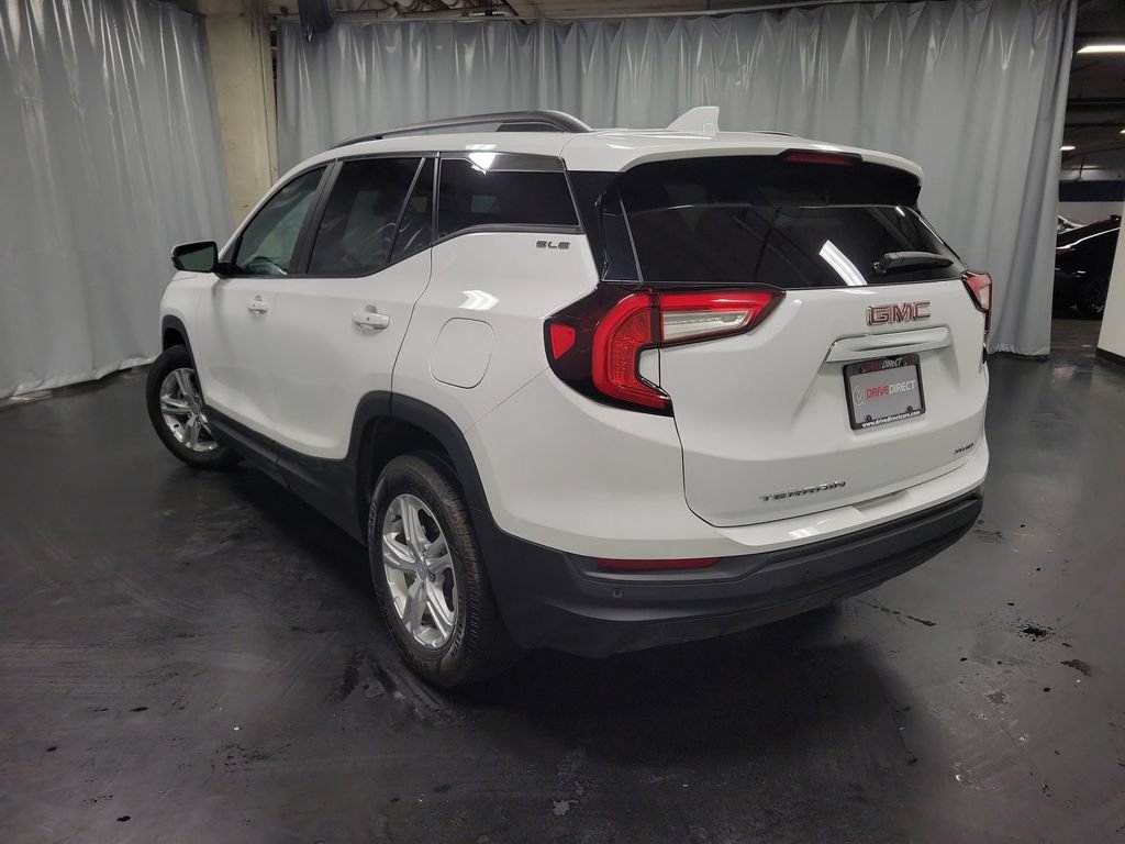 Used 2022 GMC Terrain SLE w/ Driver Convenience Package AWD/4WD image 6
