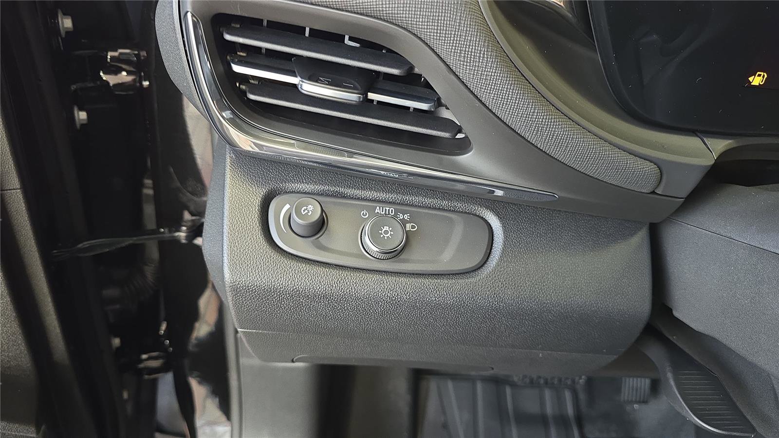 New 2026 Buick Envista Preferred w/ Convenience I Package image 25