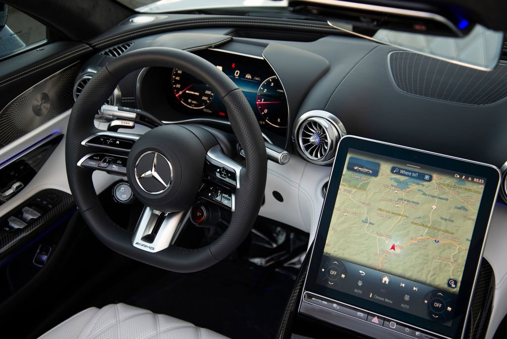 New 2026 Mercedes-Benz SL 63 AMG 4MATIC image 17