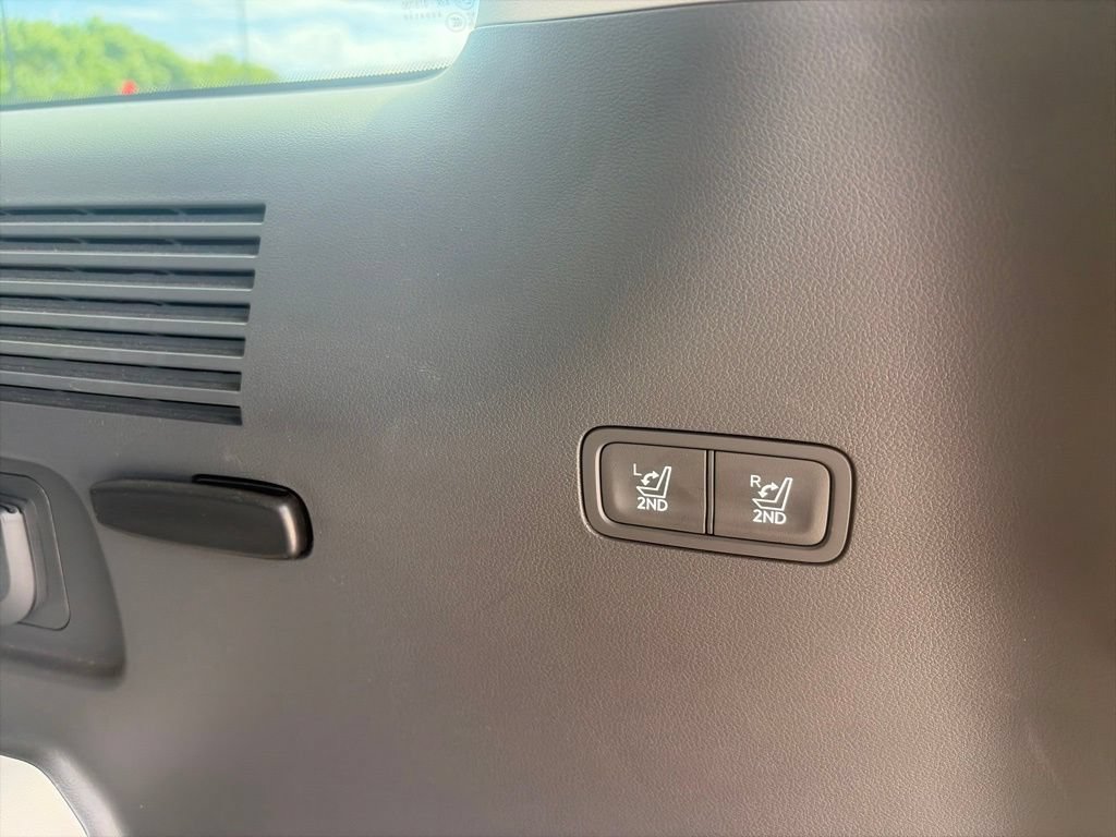 Used 2024 Hyundai Santa Fe Calligraphy AWD/4WD image 14