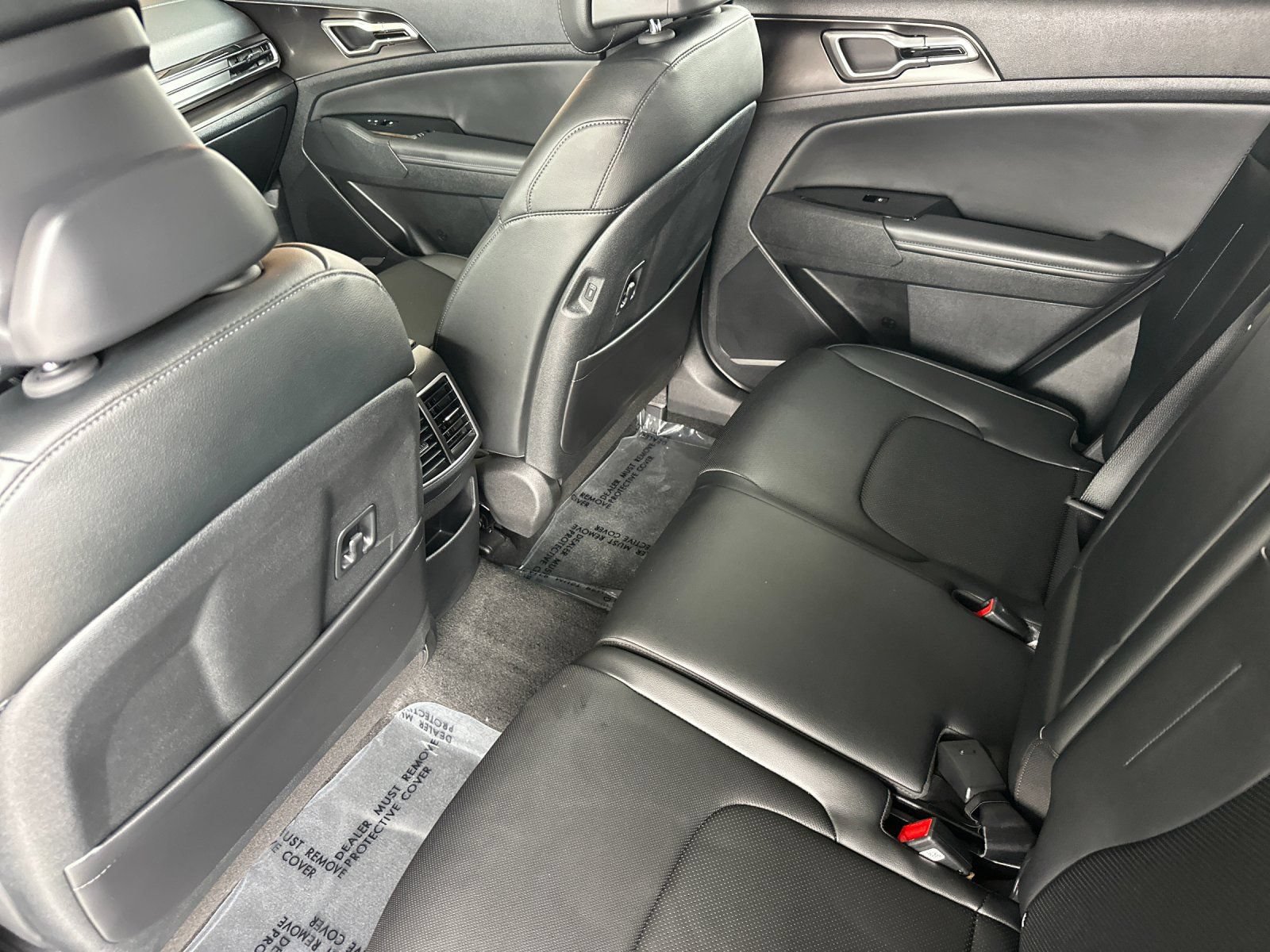 Used 2025 Kia Sportage EX w/ Premium Package FWD image 14