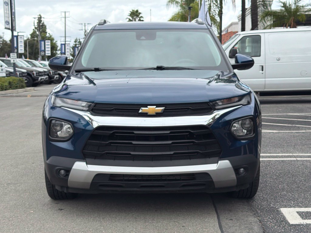 Used 2021 Chevrolet TrailBlazer LT w/ Convenience Package FWD image 4
