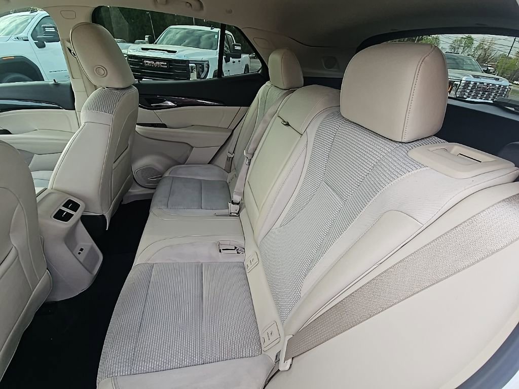 Used 2023 Buick Envision Preferred image 11