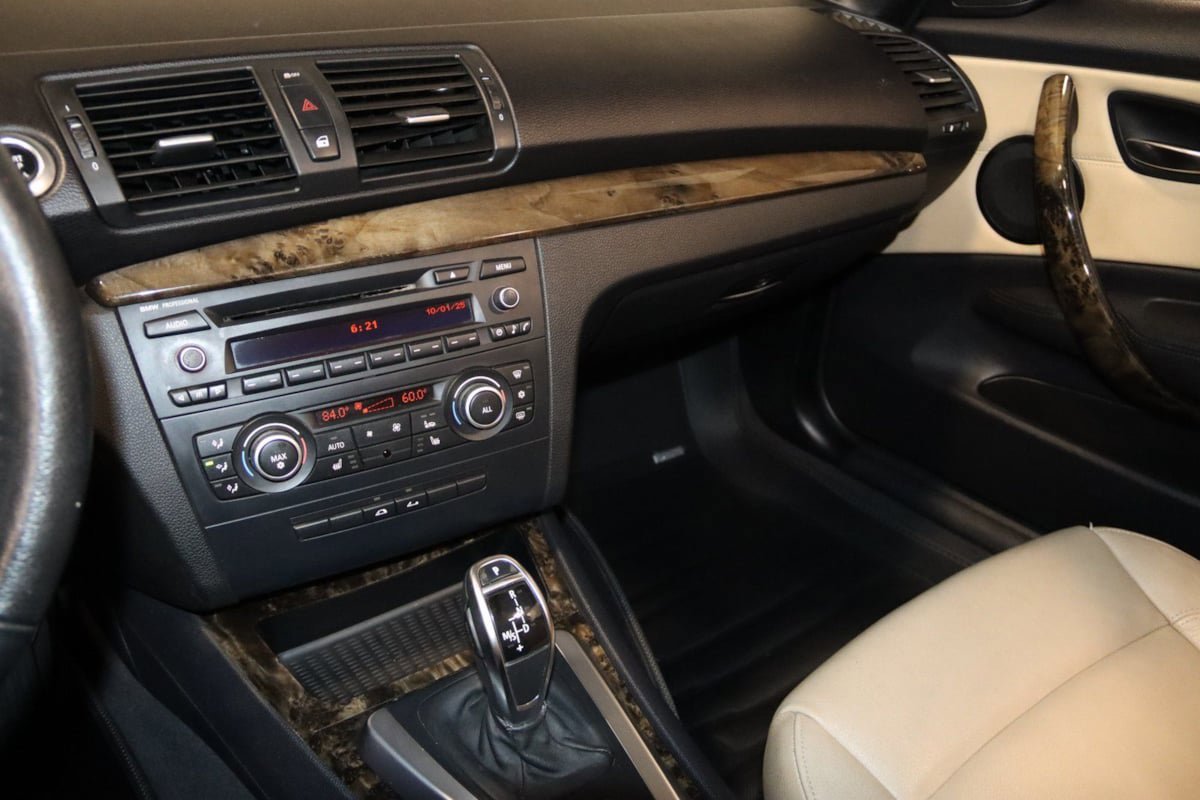 Used 2012 BMW 135i Convertible image 48
