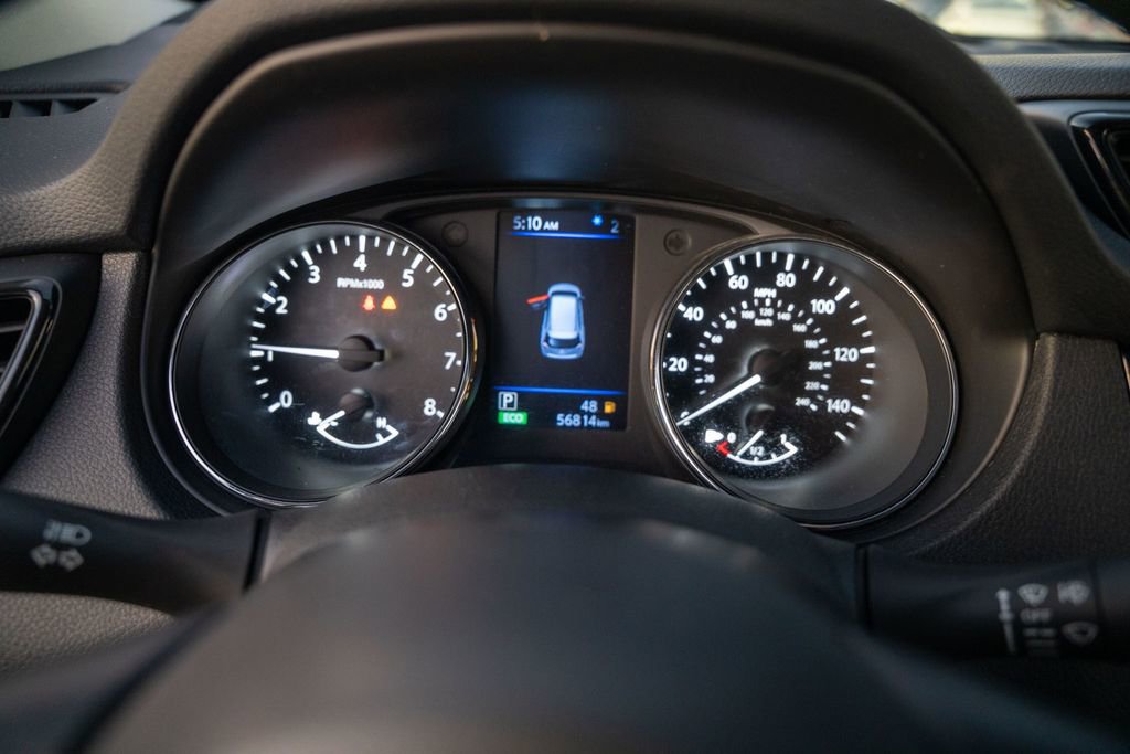 Used 2019 Nissan Rogue SV image 24