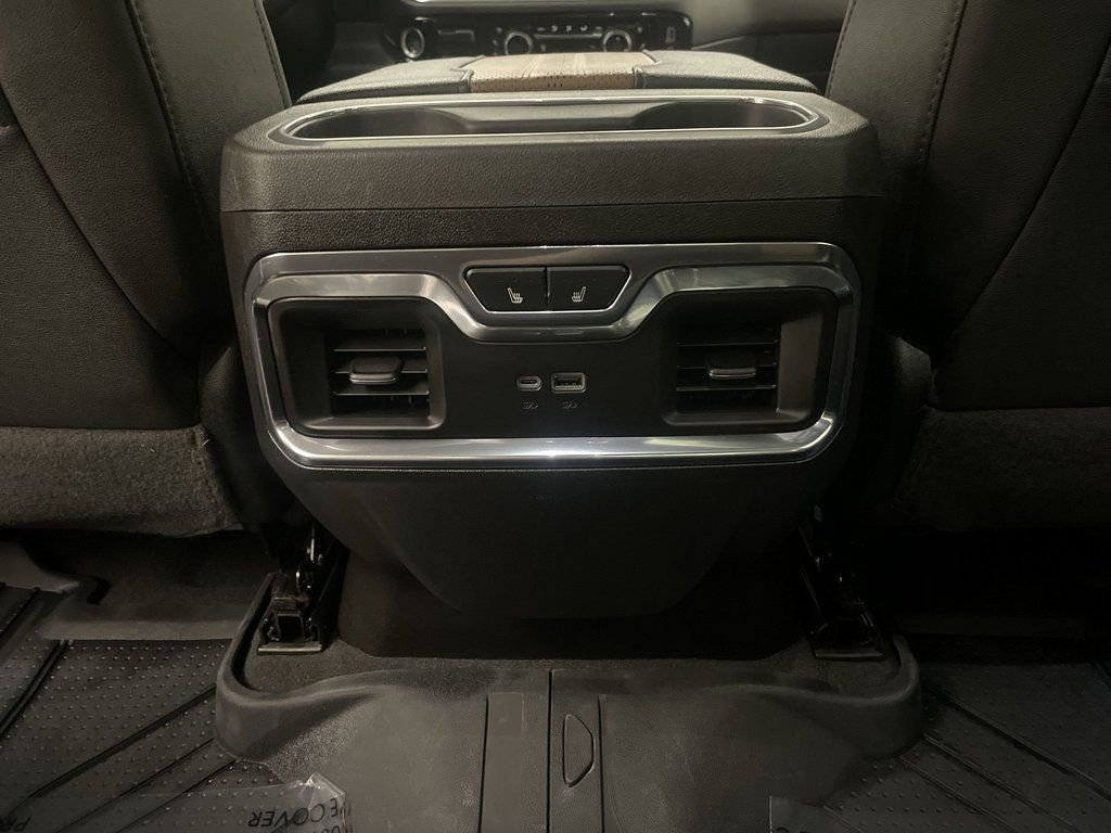 Used 2024 Chevrolet Silverado 1500 High Country image 16