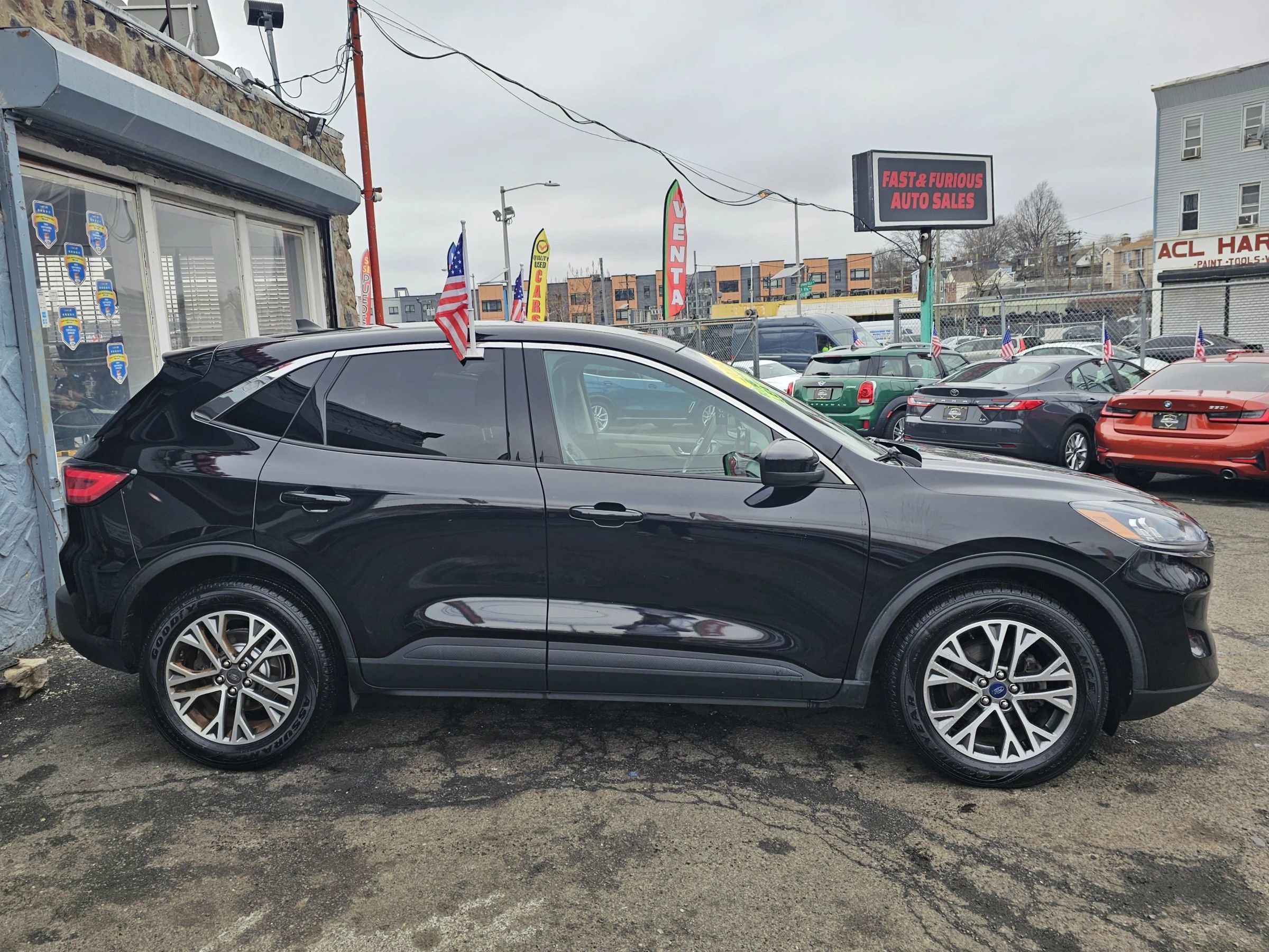 Used 2022 Ford Escape SEL image 4