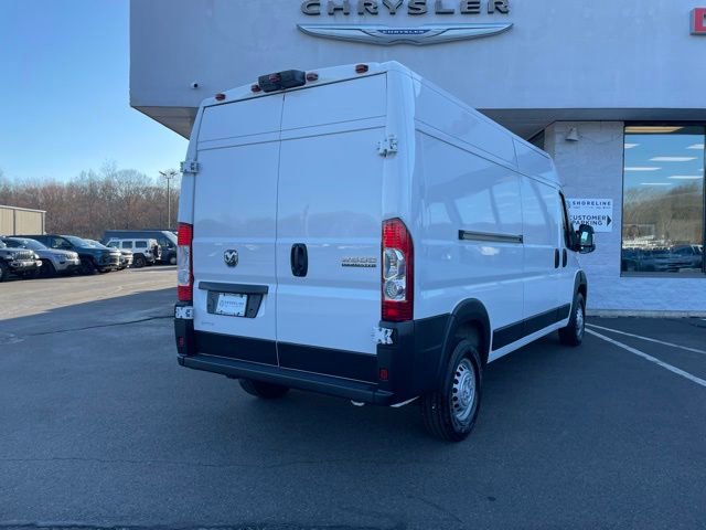 Used 2024 RAM ProMaster 2500 w/ Convenience Group image 5