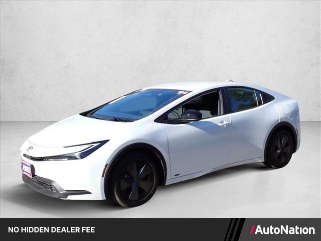 Used 2024 Toyota Prius LE AWD/4WD image 1