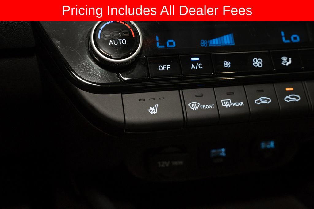 Used 2023 Hyundai Elantra Limited FWD image 14
