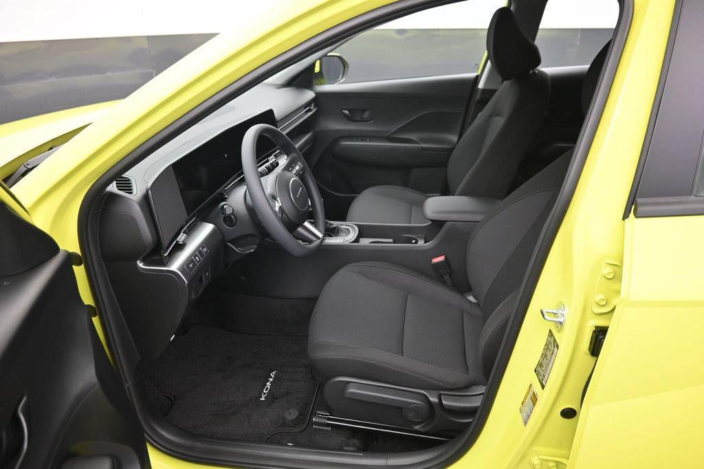New 2027 Hyundai Kona SE FWD image 9