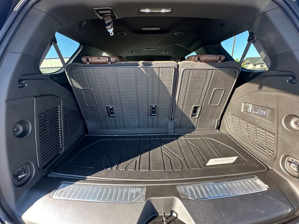 New 2025 Chevrolet Tahoe High Country image 20